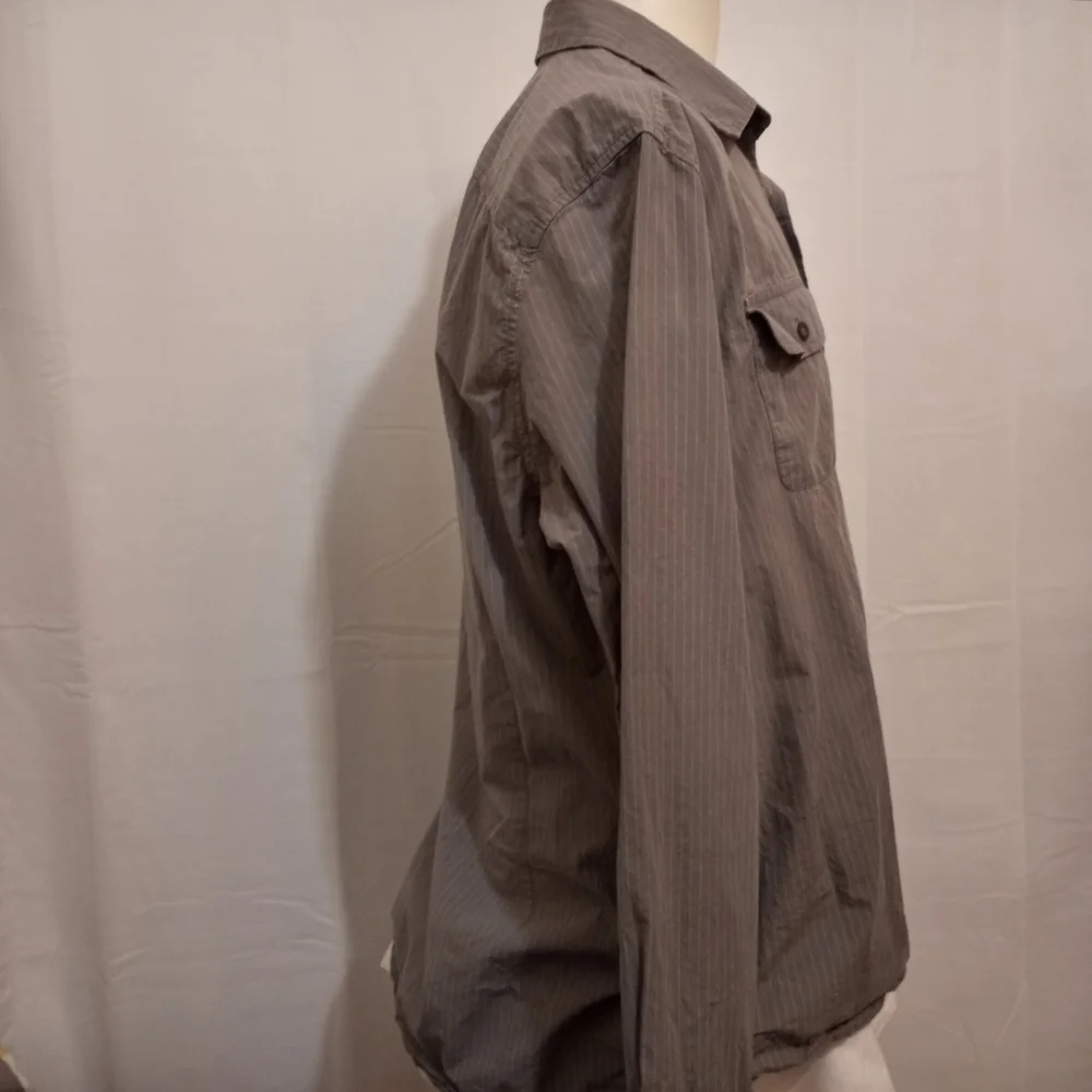 Kenneth Cole Reaction sz Large Long Sleeve Gray Shirt